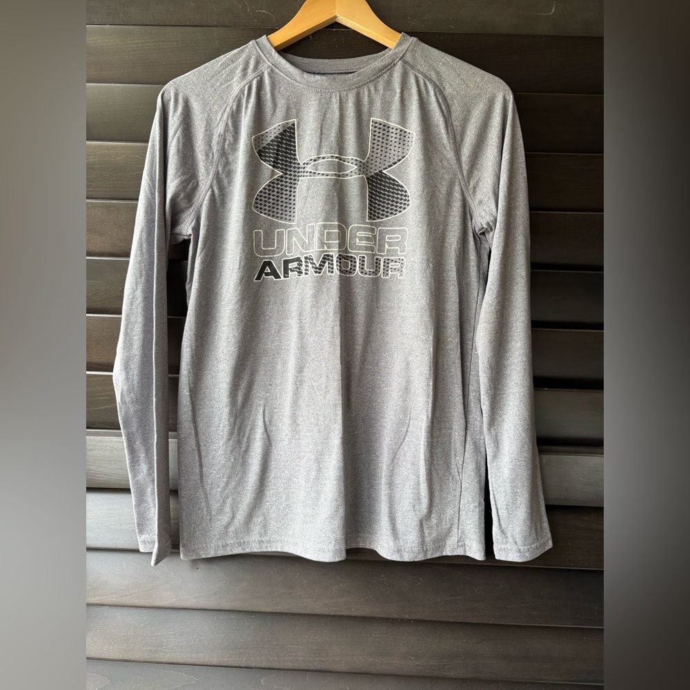 Under Armour Youth XL Grey Long Sleeve T Shirt Black Logo